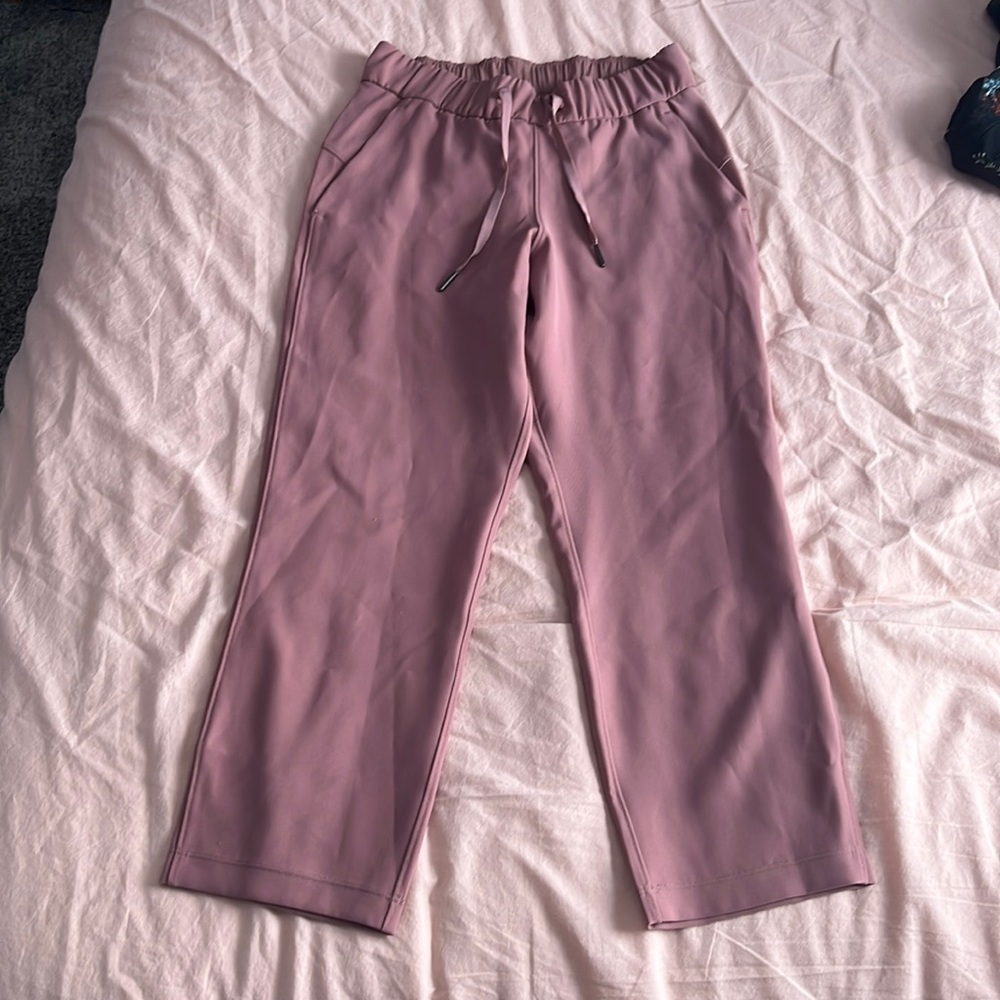 Lululemon on the fly pant